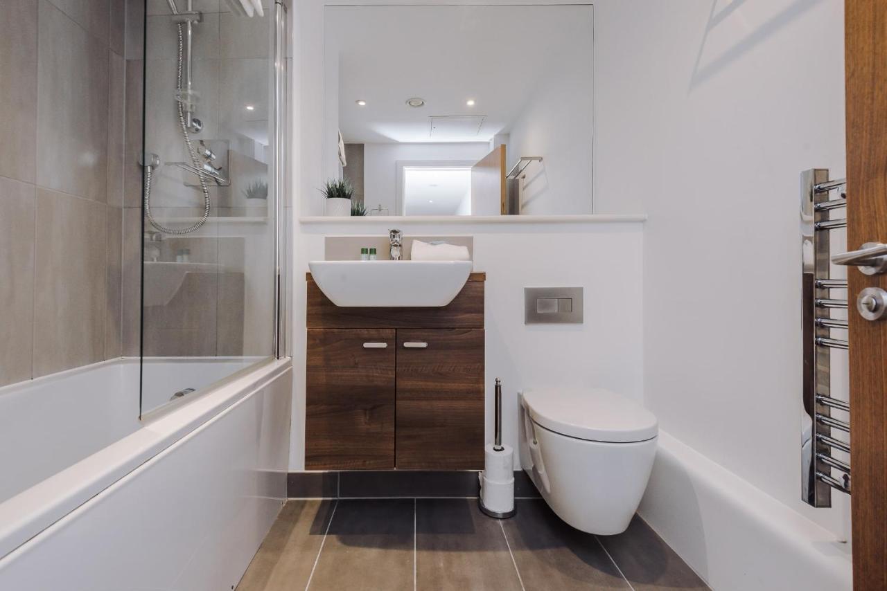 Host & Stay - Waterfront Penthouse Liverpool Dış mekan fotoğraf