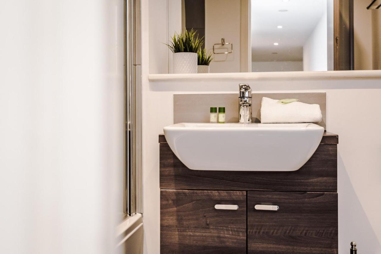 Host & Stay - Waterfront Penthouse Liverpool Dış mekan fotoğraf